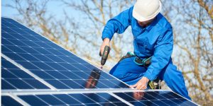 Installation Maintenance Panneaux Solaires Photovoltaïques à L'Escarene